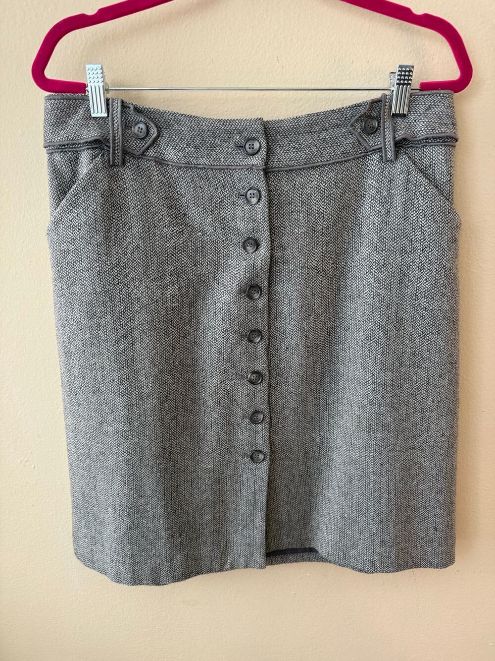 Ann Taylor Gray Herringbone Wool Blend Skirt Size 10 Button Up Front